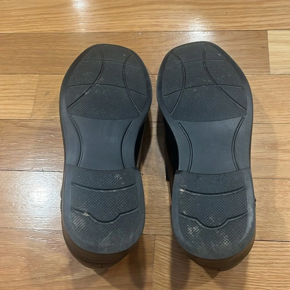 Croft& Barrow men’s ortholite eco black slip on dress shoes size 10.5 wide .